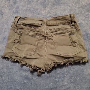 Angel Kiss stretch shorts size 3